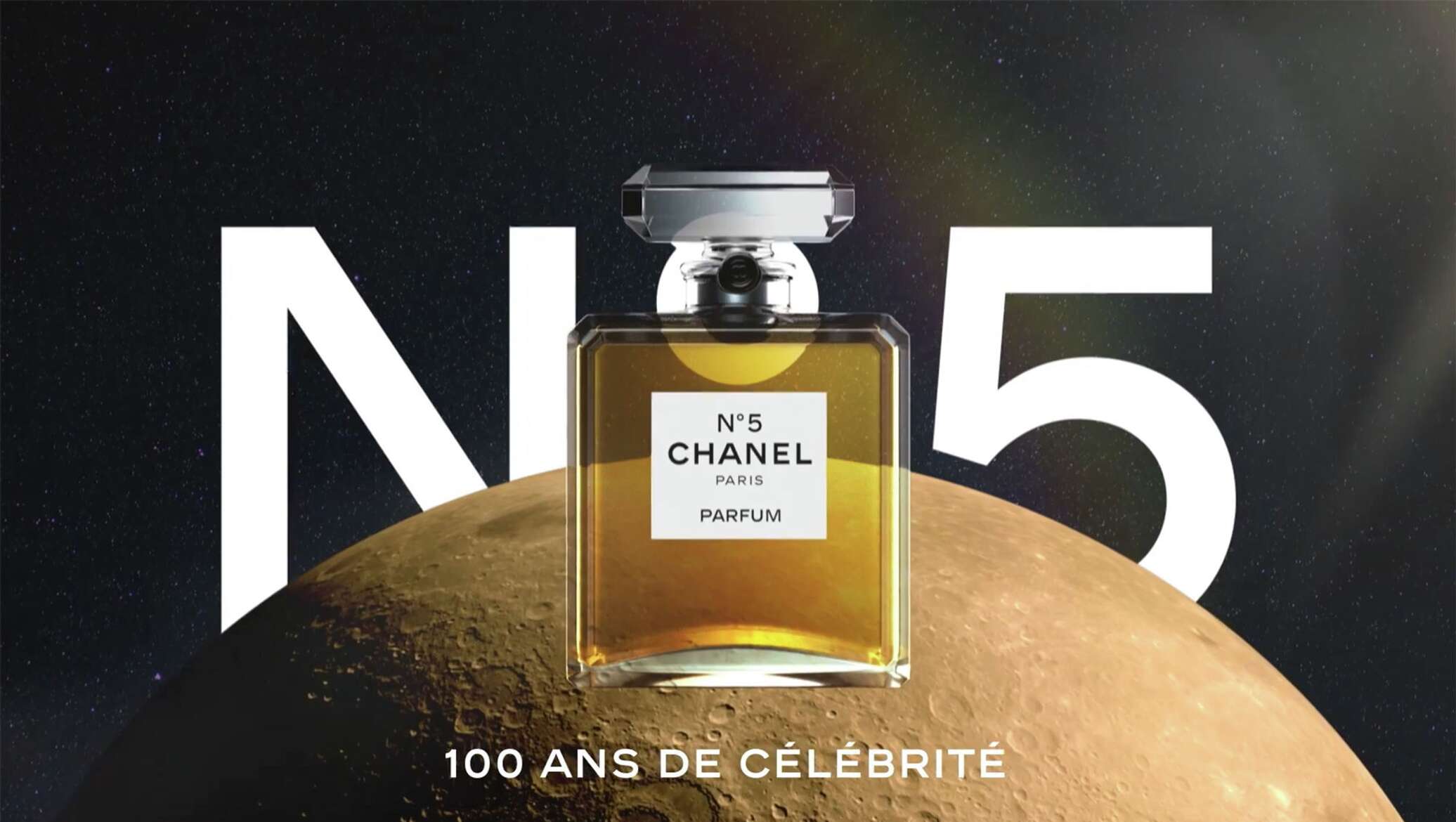 Chanel выпустили ролик к столетию культового аромата. Смотрим