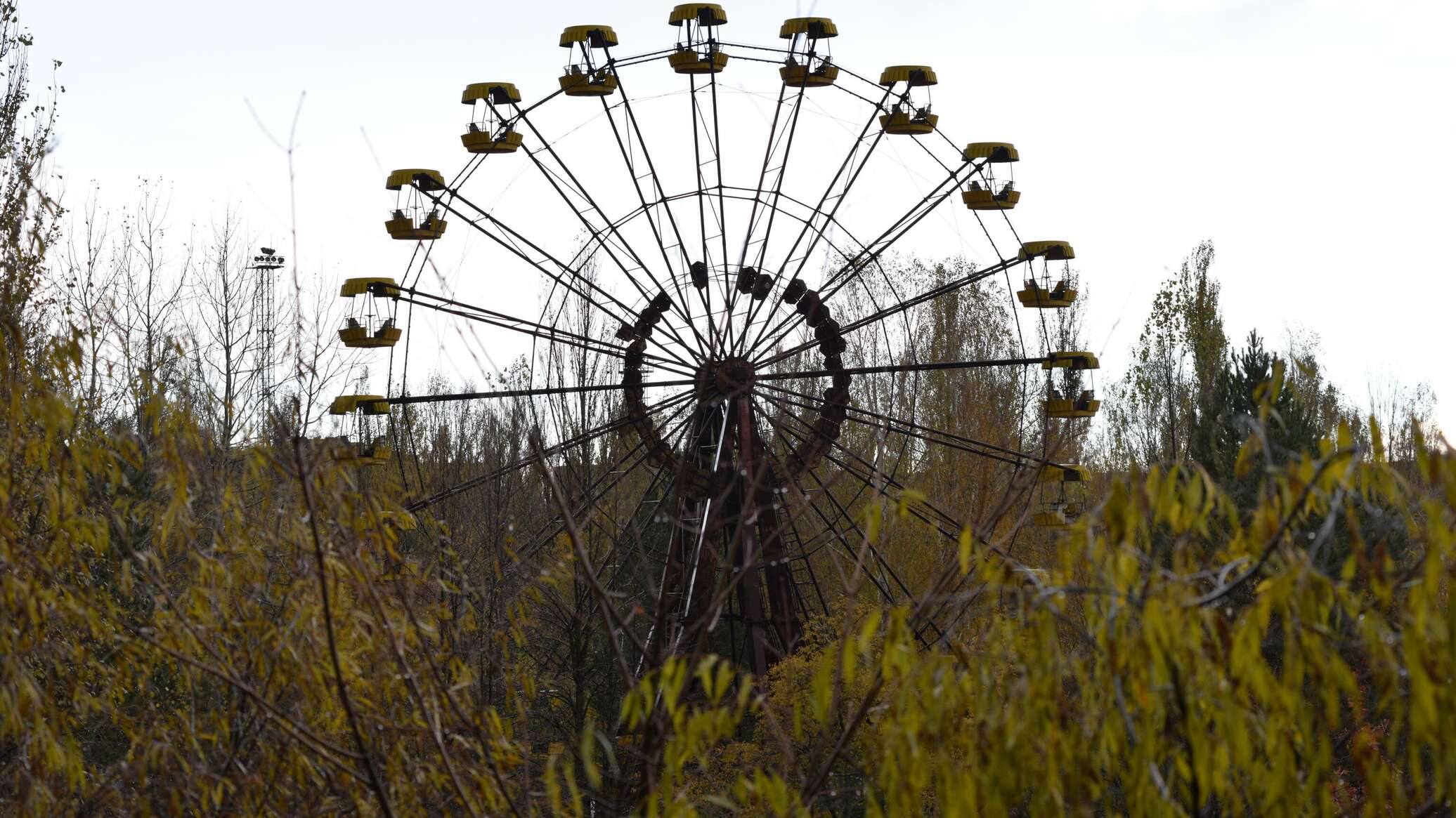 Апат болған Чернобыль атом электр станциясының қазіргі көрінісі – фото