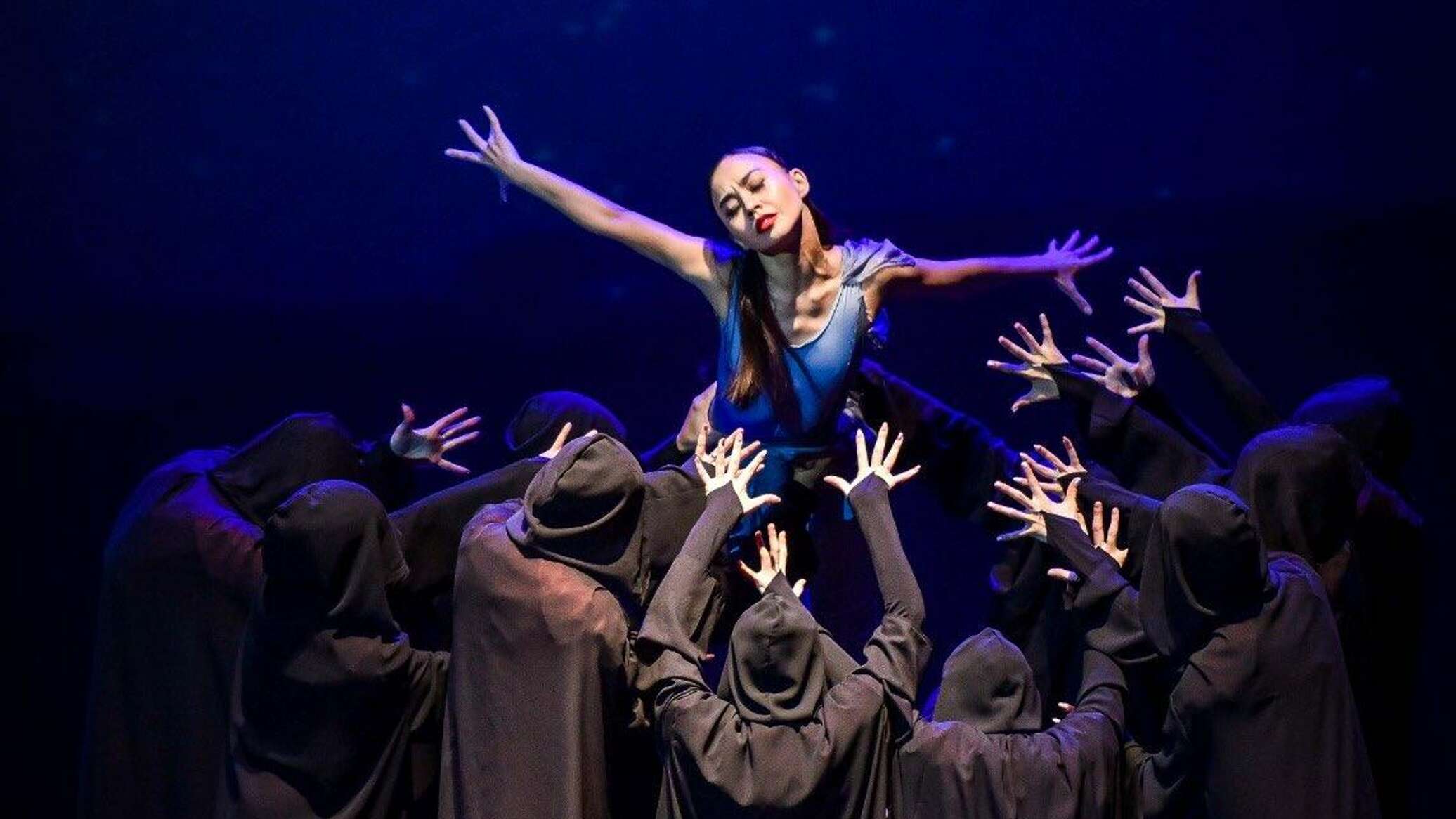 "Өңірлерде балет театры жоқ": балерина би өнерінің дамуы жайлы ойын айтты