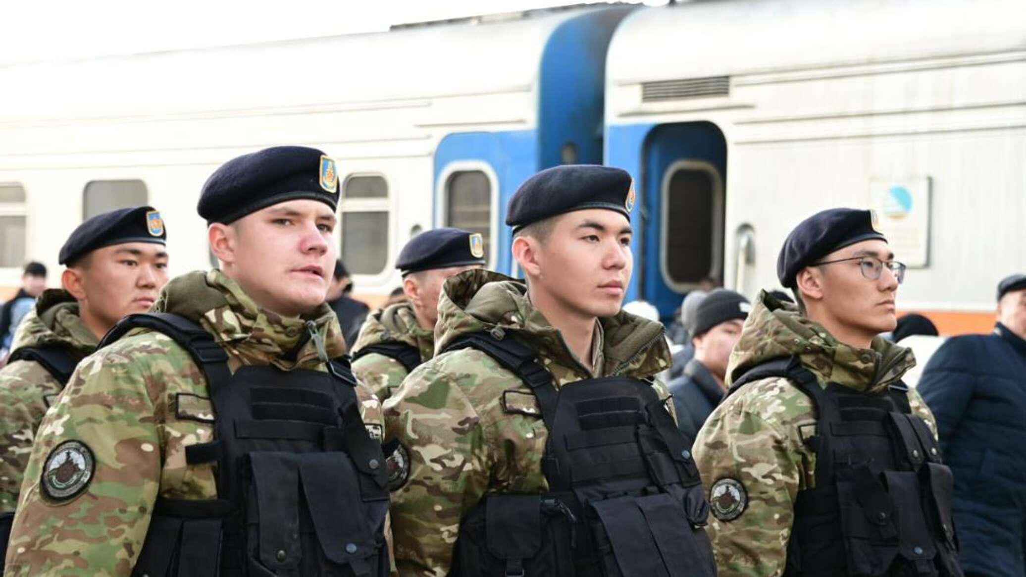 Астанаға әскери парадқа қатысушылардың алғашқы легі келді