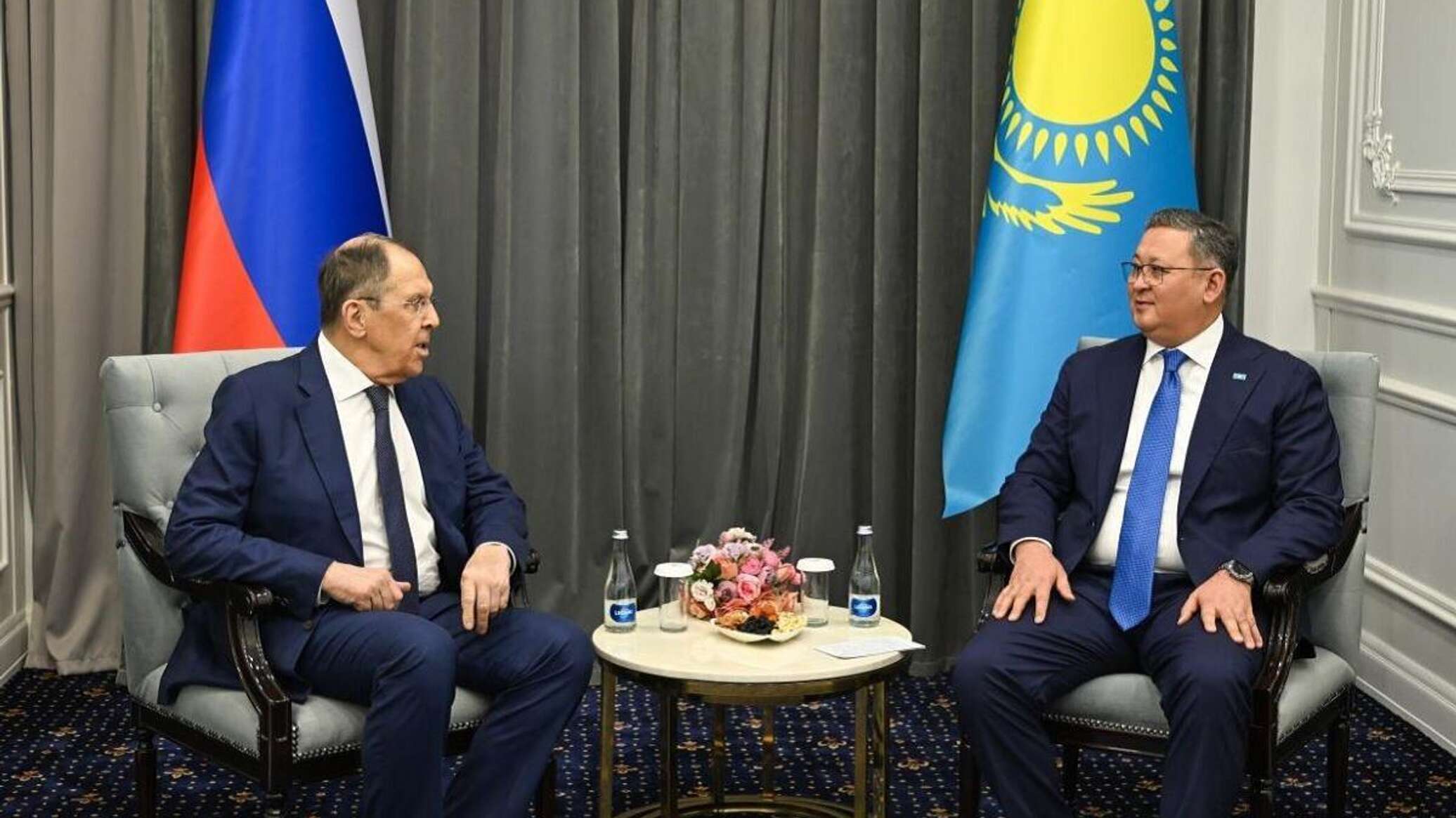 Мұрат Нұртілеу Ресей сыртқы істер министрімен кездесті